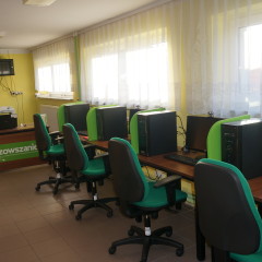 Nowa kafejka internetowa „Lokalne Centrum Kompetencji” (LCK) w Stoczku.