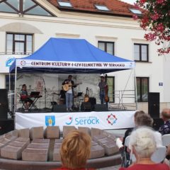 Fontanna Muzyki – inspirujący cykl muzycznych koncertów na rynku w Serocku