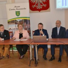 Burmistrz Jerzy Bauer o nagrodach, budżecie na 2018 oraz pomówieniach…