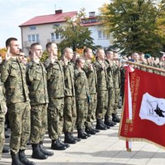 200 uczniów klas pierwszych Szkół Mundurowych PUL ślubowało w Wołominie!