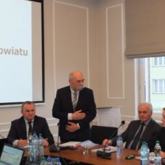 Radni uchwalili budżet powiatu ostrowskiego na 2019 r.