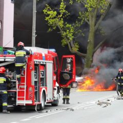 O problemach strażaków z gminy Radzymin… – Groźny pożar samochodu dostawczego