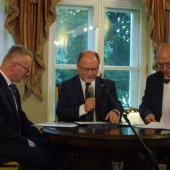 Narodowe Czytanie w Pałacu w Chrzęsnem