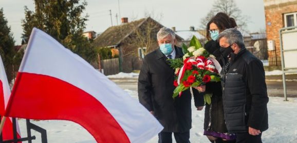 Symboliczne obchody 158. rocznicy wybuchu powstania styczniowego w Kamieńczyku