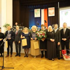 Obchody 25-lecia Powiatu Ostrowskiego okazją do podziękowań za współpracę i przyczynienie się do rozwoju samorządu