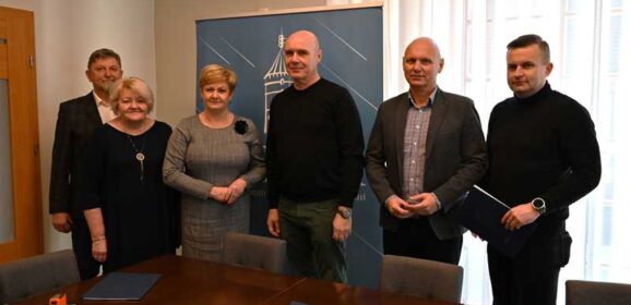 Umowa na rozbudowę sieci kanalizacyjnej w ulicy Mickiewicza podpisana