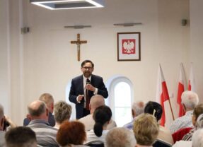 Wyjątkowe spotkanie – KAWA z Obajtkiem w Łochowie. Gościem specjalnym Mateusz Morawiecki!
