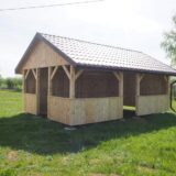 Budowa altanyw Gołębiach-Leśniewie