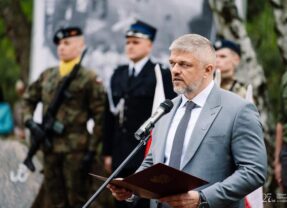 WELLER 2. KOŁAKÓW 44 Za nami uroczyste obchody 81. rocznicy zrzutu Cichociemnych na terenie Gminy Dąbrówka