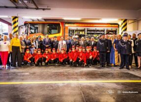 Nowy średni samochód ratowniczo-gaśniczy Scania P360 oficjalnie przekazany OSP Radzymin