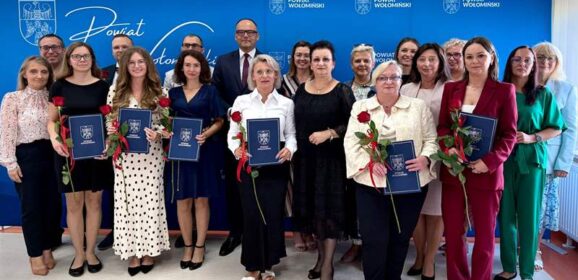 Nowi dyrektorzy szkół, nowi nauczyciele mianowani