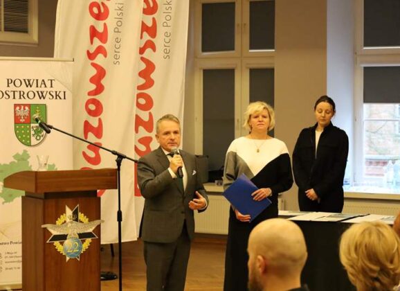 Konferencja „Kształtowanie tożsamości lokalnej – zasoby kulturowe Ziemi Ostrowskiej”