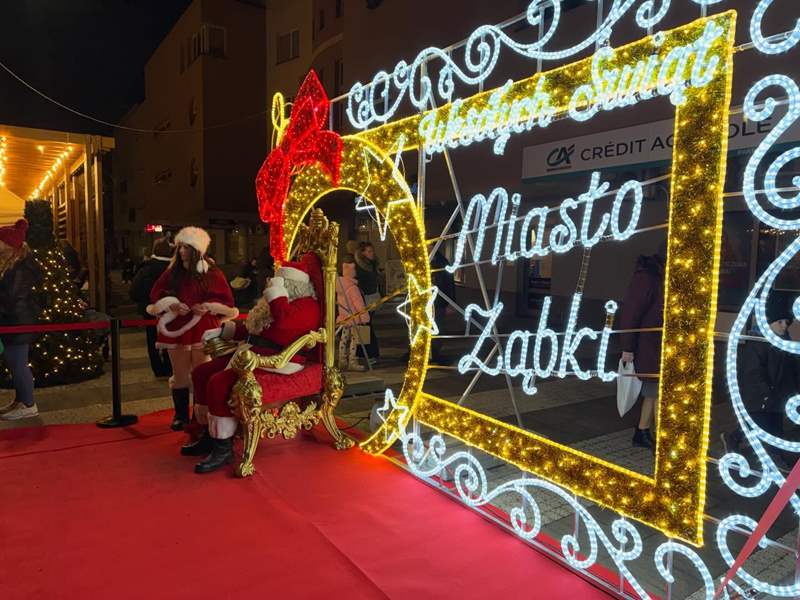 Tłumy na Pierwszym Kiermaszu Świątecznym w Ząbkach!