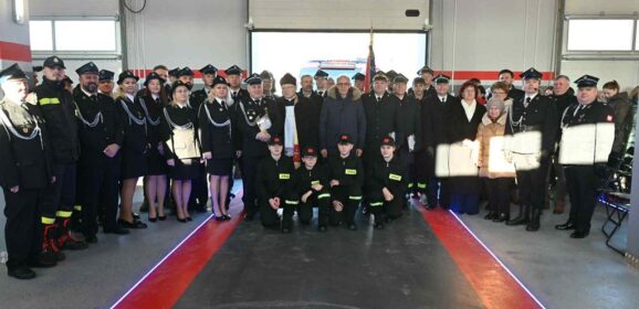 Strażacy z OSP Jadów pomyślnie rozpoczęli rok. Nowoczesny wóz już służy mieszkańcom!