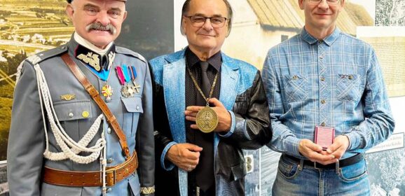 Historyczny powrót po 98 latach… Łańcuch Pierwszego Wójta znów w Kobyłce!