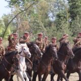 Na polach Ossowa znów ożyła historia! – Rekonstrukcja Bitwy Warszawskiej przyciągnęła kilka tysięcy widzów