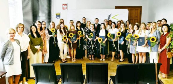 Wręczenie aktów nadania stopnia nauczyciela mianowanego w Kobyłce