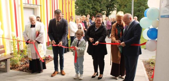 Nowy obiekt Gminnego Przedszkola i Żłobka w Jadowie został oficjalnie otwarty i poświęcony!