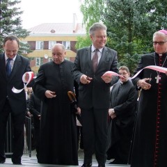 DOM Z SERCEM – uroczyste przecięcie wstęgi