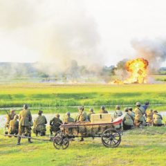 HUZARZY ŚMIERCI w KULIGOWIE – Piękny wyraz hołdu dla Policjantów i Ochotników, broniących Ojczyzny w 1920 roku