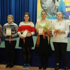 Udany debiut uczniów „Stalowej Jedynki” w VI Powiatowym Konkursie Recytatorskim „Spotkanie z poezją”