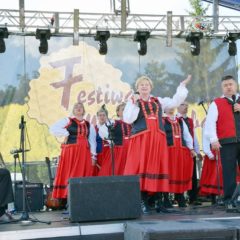 VII FESTIWAL MIODU I CHLEBA W KAMIEŃCZYKU