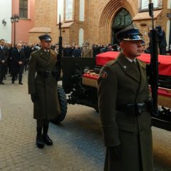 I my uczestniczyliśmy w pożegnaniu śp. Premiera Jana Olszewskiego