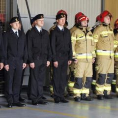 Uroczysty apel z okazji Dnia Strażaka w Komendzie Powiatowej Państwowej Straży Pożarnej w Wołominie
