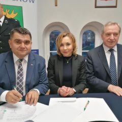 Strażacy będą mieli nowe wozy i sprzęt do ratowania mienia