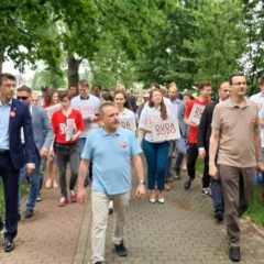 Premier Mateusz Morawiecki spotkał się z mieszkańcami Ostrowi Mazowieckiej