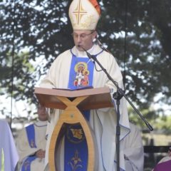 Prymas Polski w Radzyminie: „Tutaj, 100 lat temu, decydowały się nasze losy, wolność nasza i całej Europy”