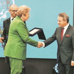 Burmistrz Jerzy Bauer odebrał nagrodę w konkursie Mazowiecka Marka Ekonomii Społecznej