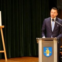 Burmistrz Serocka Artur Borkowski z jednomyślnym wotum zaufania i absolutorium