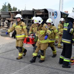 Ćwiczenia z zakresu ratownictwa technicznego w Ząbkach