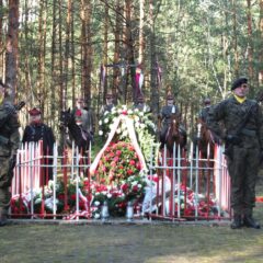 Mieszkańcy Gminy Strachówka i Powiatu Wołomińskiego uczcili pamięć Bohaterów Powstania Styczniowego