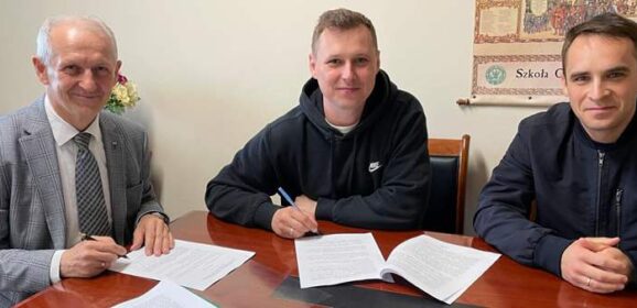 Podpisano umowę na realizację zadania publicznego pt. „od pisklęcia do bociana”
