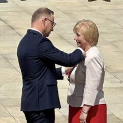 Urszula Wołosiewicz – wójt gminy Zaręby Kościelne odznaczona!