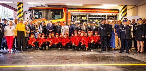 Nowy średni samochód ratowniczo-gaśniczy Scania P360 oficjalnie przekazany OSP Radzymin