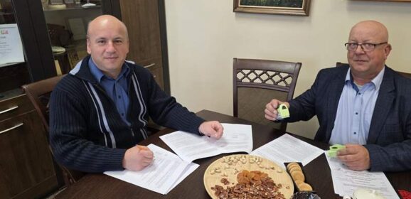 Umowy na budowę oświetlenia