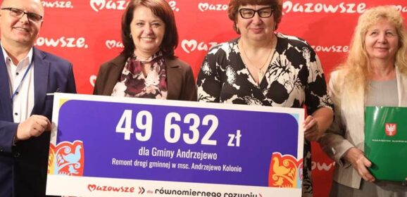 Podpisanie umowy na dofinansowanie drogi Andrzejewo-Kolonie