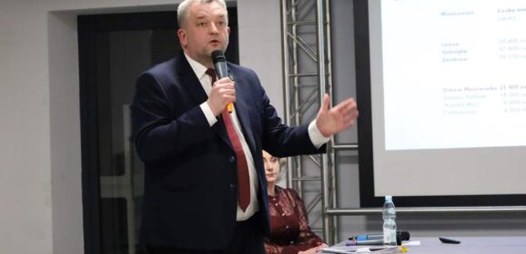 Przyszłość Samorządowej Szkoły Muzycznej oraz rozwiązania dot. organizacji nauki dla uczniów Zespołu Szkolno-Przedszkolnego tematem debaty społecznej w Ostrowi Mazowieckiej