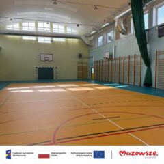 Uczniowie SP 4 mogą cieszyć się piękną, zmodernizowaną halą sportową
