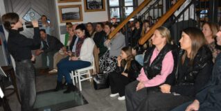 Gdy talent wychodzi z szuflady… – II edycja Wieczoru Poetyckiego w Radzyminie