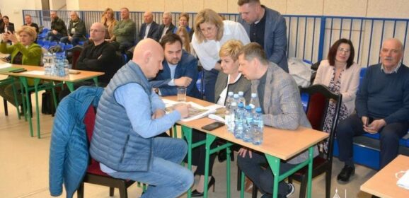 Konsultacje społeczne w Pułtusku dotyczące planowanej linii kolejowej Zegrze – Przasnysz