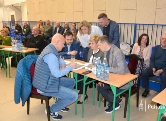 Konsultacje społeczne w Pułtusku dotyczące planowanej linii kolejowej Zegrze – Przasnysz
