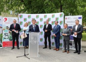 O inwestycjach dla Ostrowi Mazowieckiej i Powiatu Ostrowskiego rozmawiali samorządowcy podczas spotkania z wiceministrem Funduszy i Polityki Regionalnej Jackiem Karnowskim