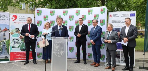 O inwestycjach dla Ostrowi Mazowieckiej i Powiatu Ostrowskiego rozmawiali samorządowcy podczas spotkania z wiceministrem Funduszy i Polityki Regionalnej Jackiem Karnowskim