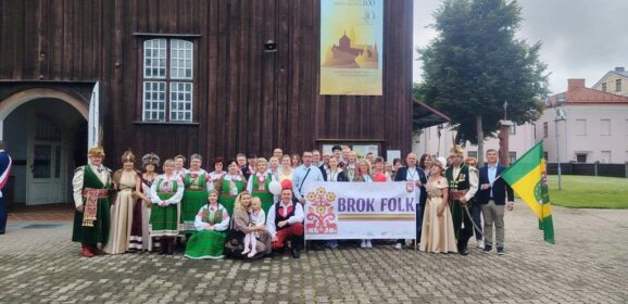 Powiat Ostrowski wspiera promocję naszej kultury poza granicami kraju!