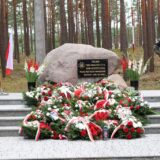 Wspólna pamięć, która łączy kolejne pokolenia mieszkańców Łochowa, Węgrowa, Wołomina i Radzymina… – Uroczyste obchody 82. rocznicy bitwy pod Jerzyskami