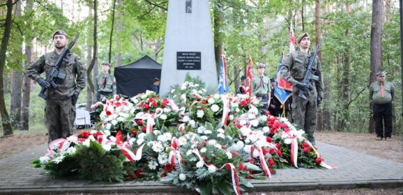 Uroczyste obchody 87. rocznicy wybuchu II wojny światowej w Gminie Tłuszcz